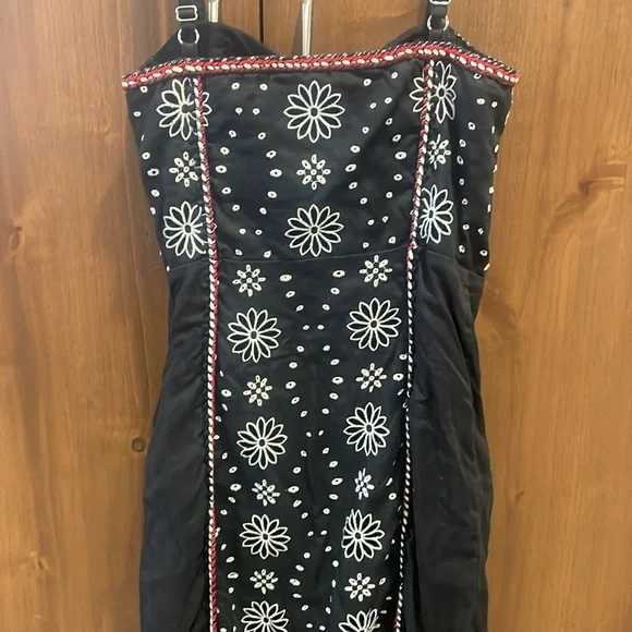 Veronica Beard Embroidered Beaded Dress - Picture 11 of 13